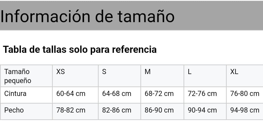 Blazer color negra con piedras en hombros
