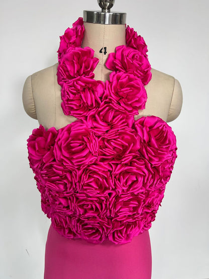 Vestido bandage con flores fruncidas