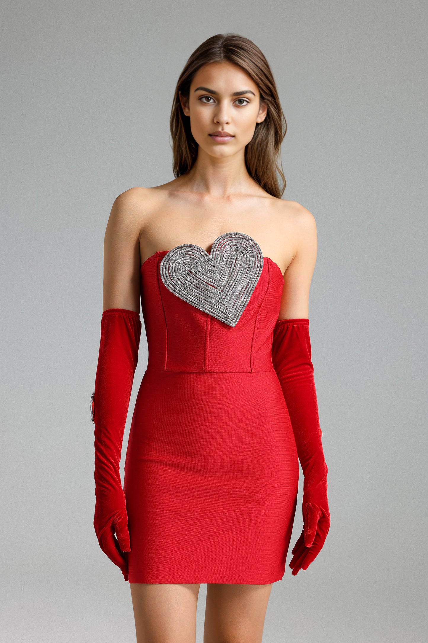 Vestido bandage rojo con corazón en escote , + guantes