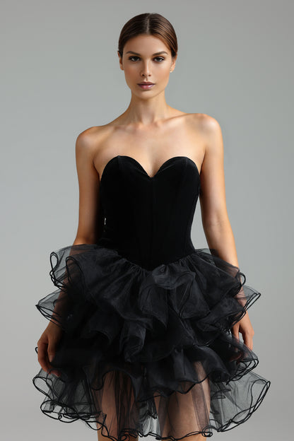 Vestido en tul negro y corset en terciopelo , precioso vestido corto con volumen / colección ocsvol