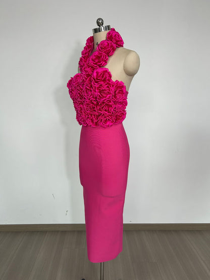 Vestido bandage con flores fruncidas