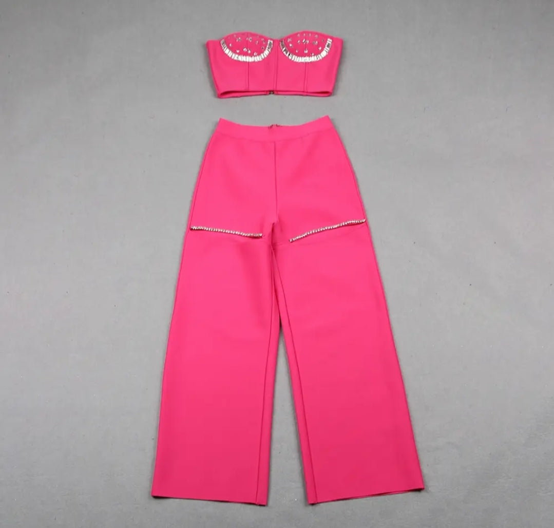 Conjunto top + pantalón rosa detalle plateados