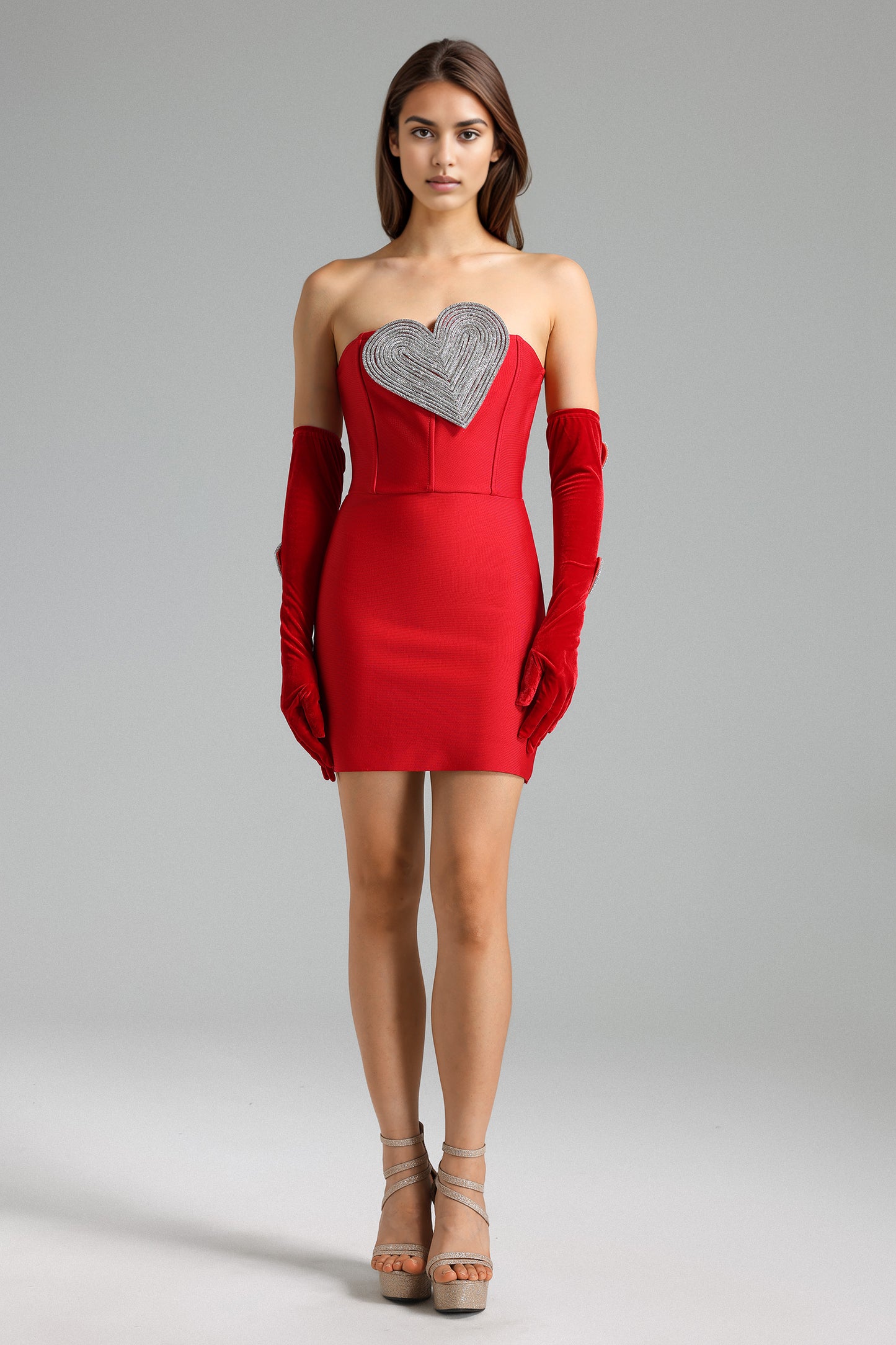 Vestido bandage rojo con corazón en escote , + guantes