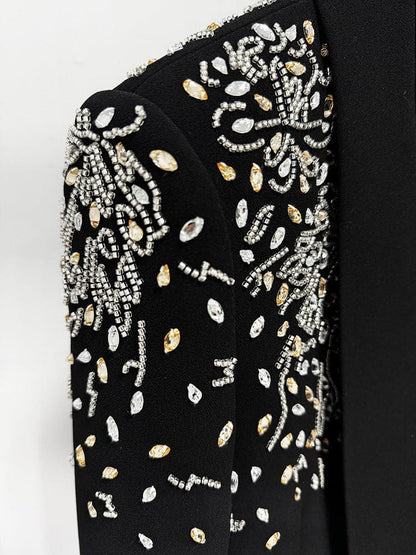 Blazer + pantalón detalles en hombros en piedras plateadas